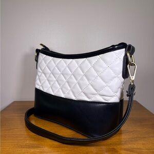 Campbell Quilted Crossbody Bag - White/Black